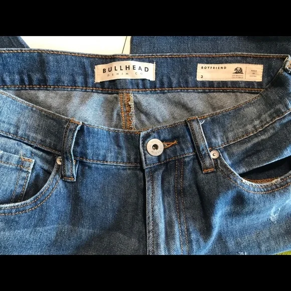BULLHEAD Boyfriend Distressed Jean 3 Juniors - Picture 6 of 7